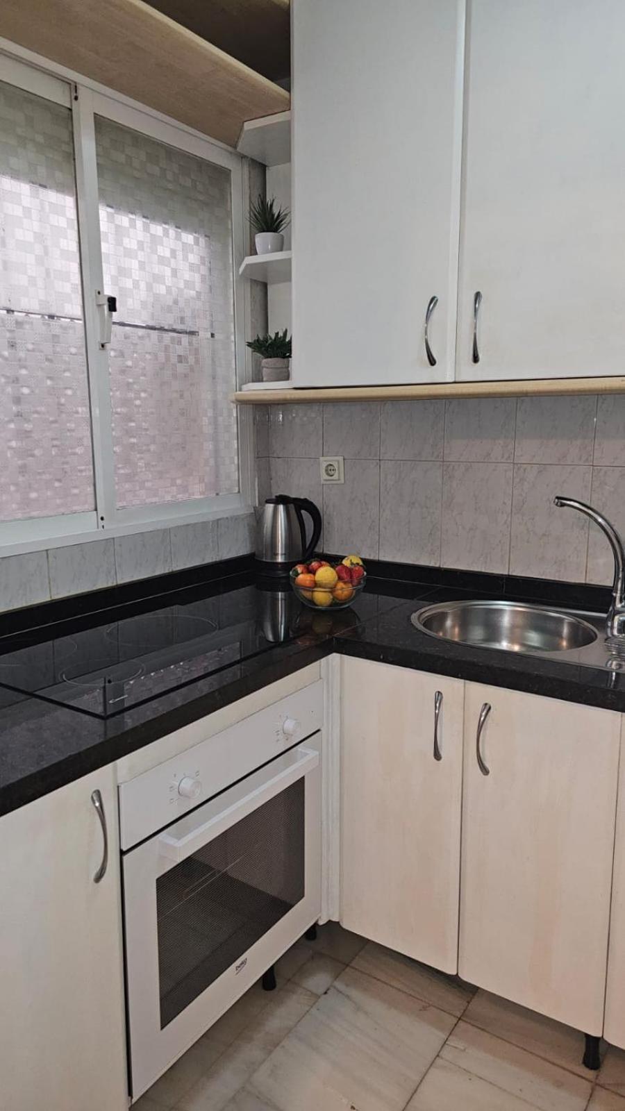 Ideal Holiday Apartment One Bedroom City Center Málaga Dış mekan fotoğraf